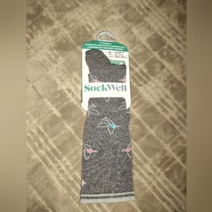 Sockwell Women's M-L (8-11) Compression Socks - Freefly Pattern